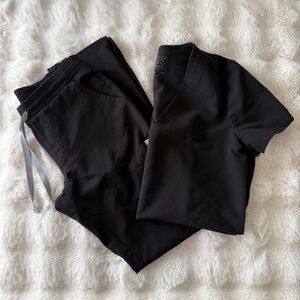 Fig Black Scrubs Set - XXS
